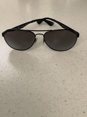 Ray-Ban Black Frame with Dark Smoke Polarized Lenses Aviator Sunglasses